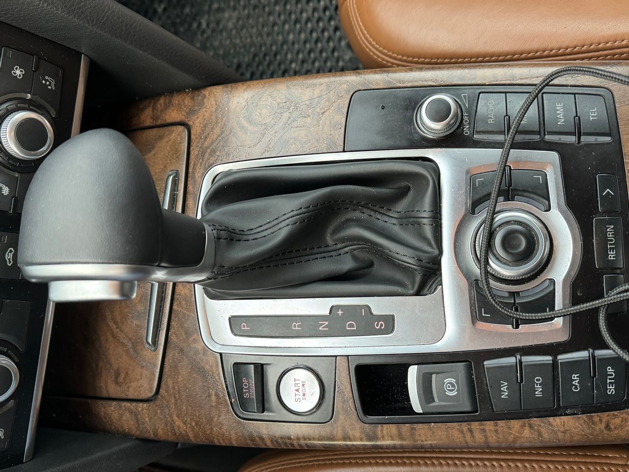 Продажа Audi - A6 2009 года