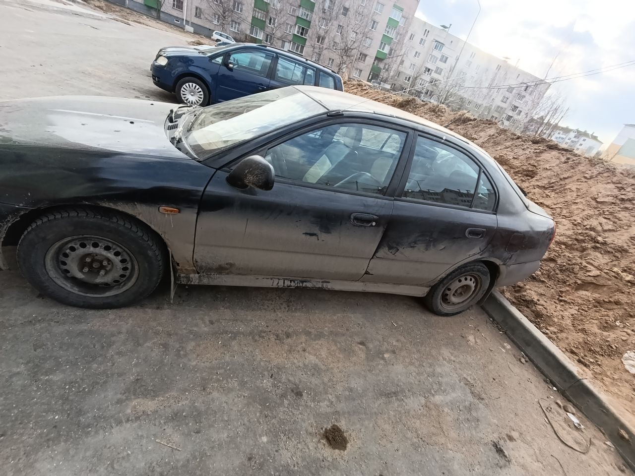 Продажа Mitsubishi - Carisma 1997 года