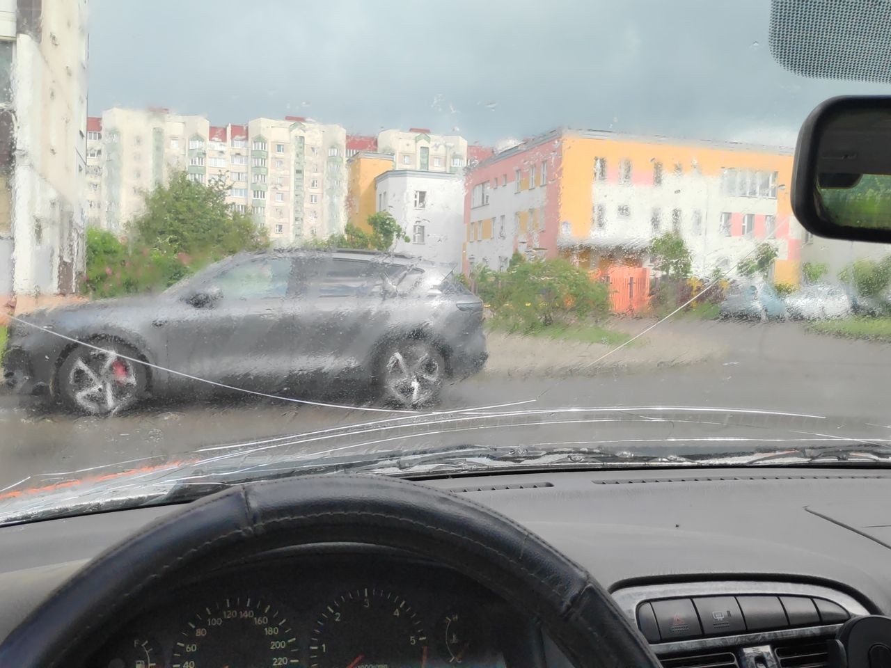 Продажа Toyota - Avensis 1999 года