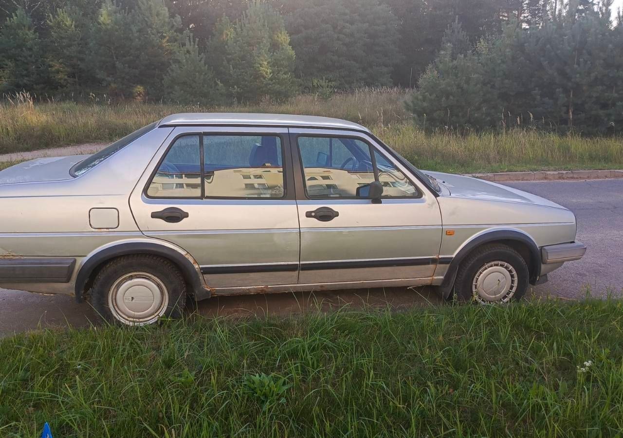 Продажа Volkswagen - Jetta 1990 года