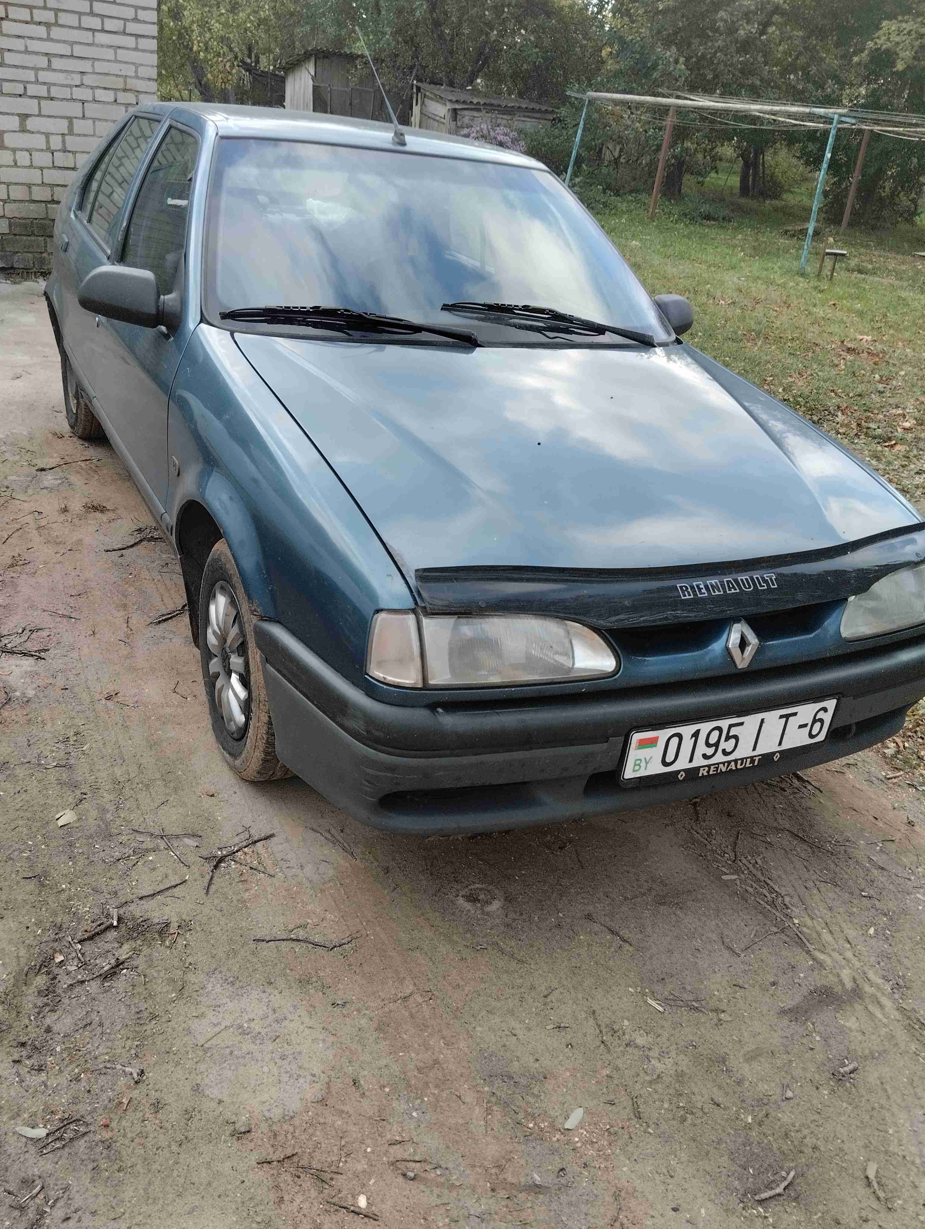 Продажа Renault - 19 1992 года